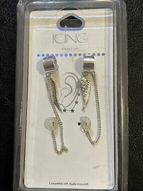 NEW in Box-ICING Silver Wing Ear Cuff Set w/Chains Compatible with Air Pods